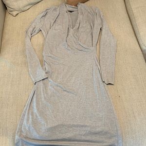 Ann Taylor Gray Long Sleeve Dress — SIZE 4!